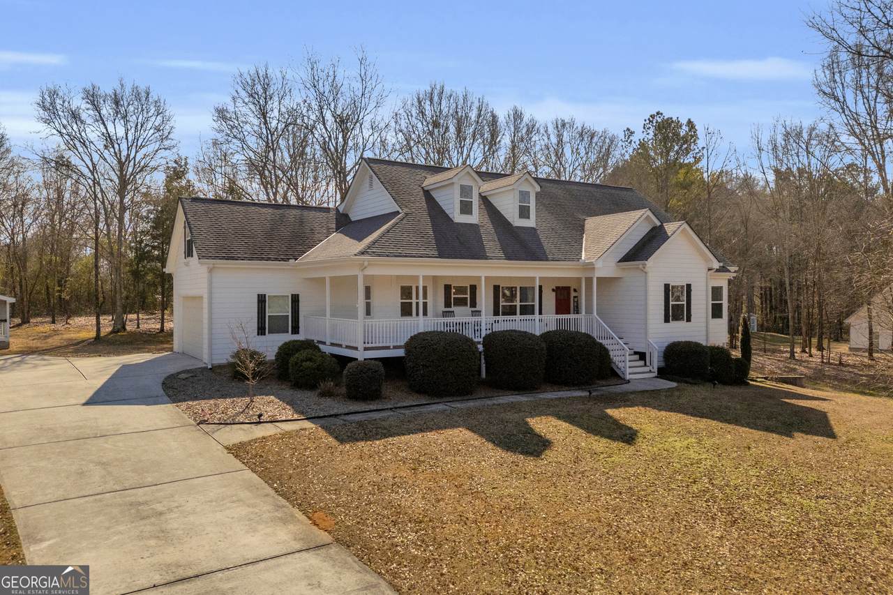 3020 Meadow Trail - Photo 1