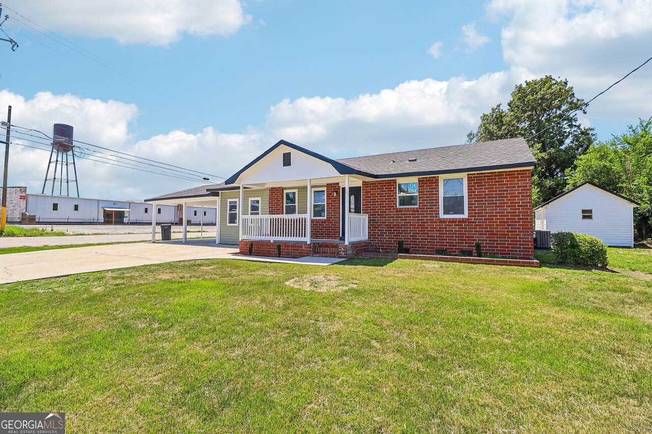 1802 Lokey Street - Photo 1