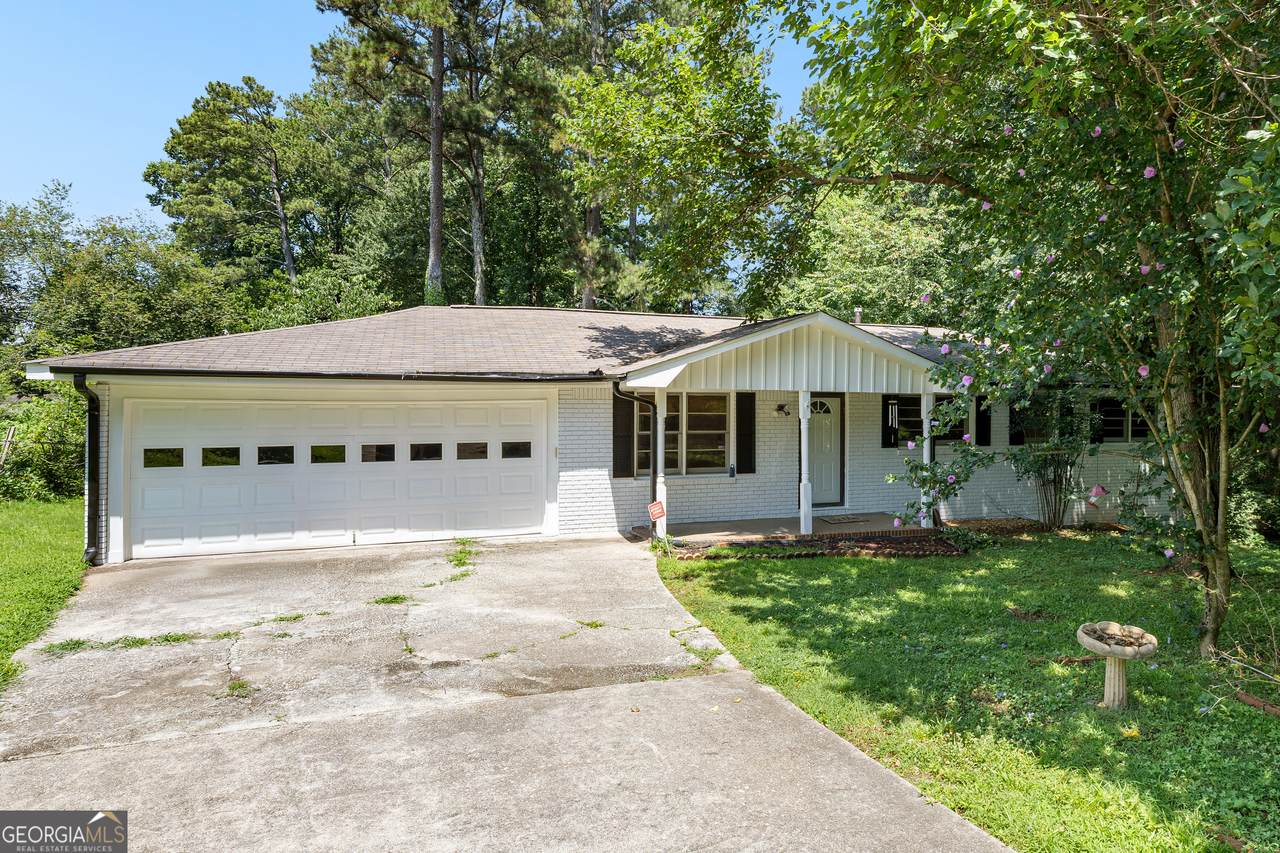 2914 Vogue Drive - Photo 1