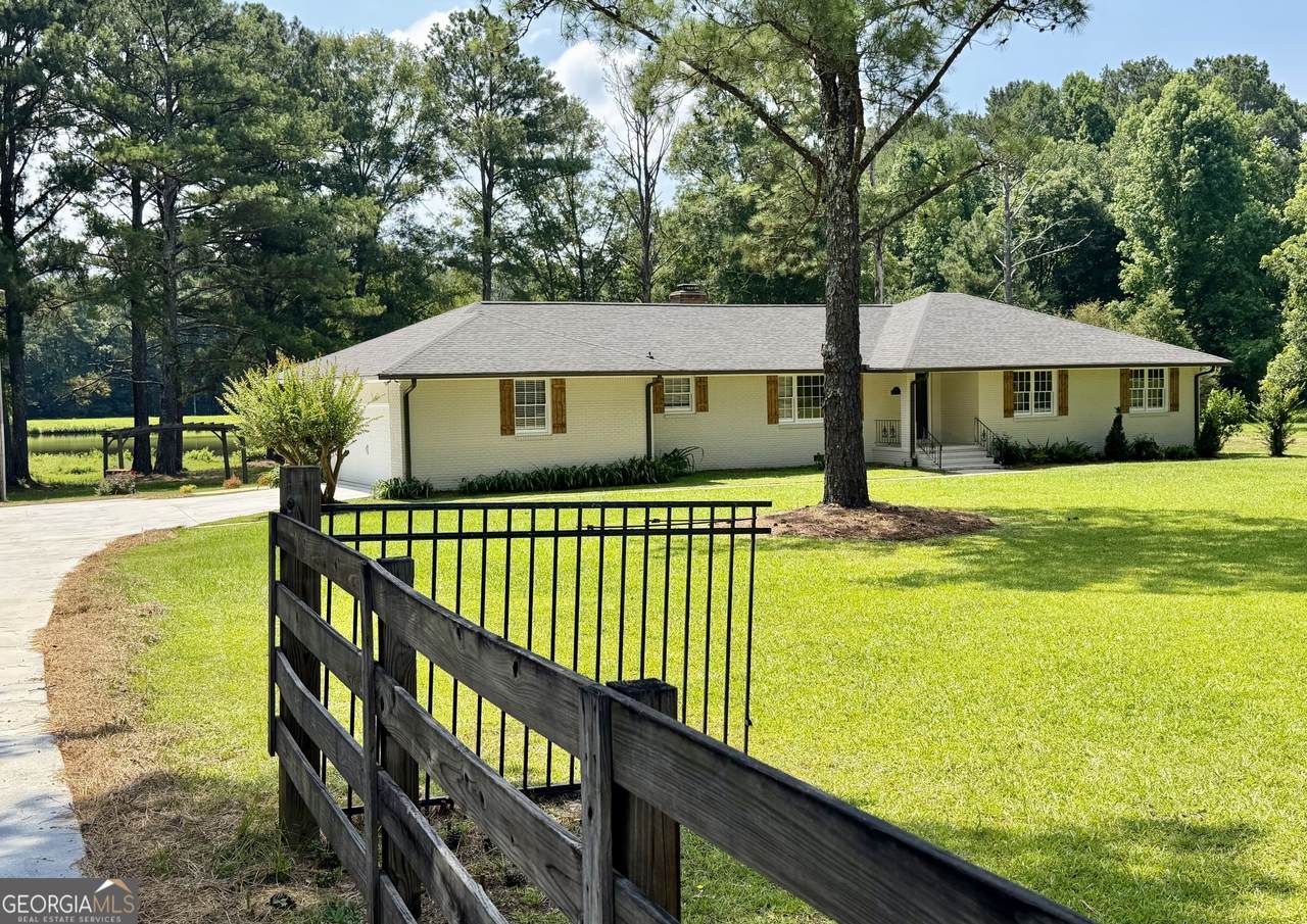 852 Mobley Bridge Road - Photo 1