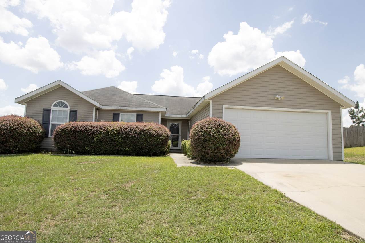 206 Bridgeport Drive - Photo 1
