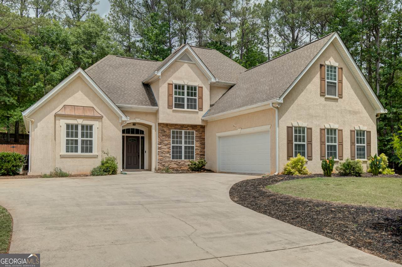 110 Rockglen Court - Photo 1
