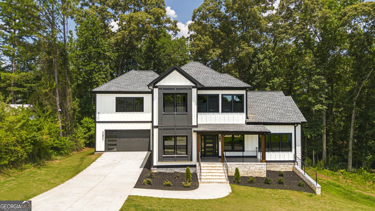 535 Michael Circle - Photo 1