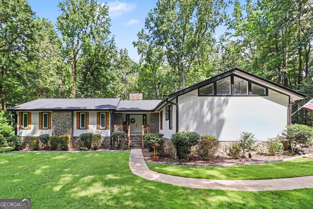 102 Mckinley Circle - Photo 1