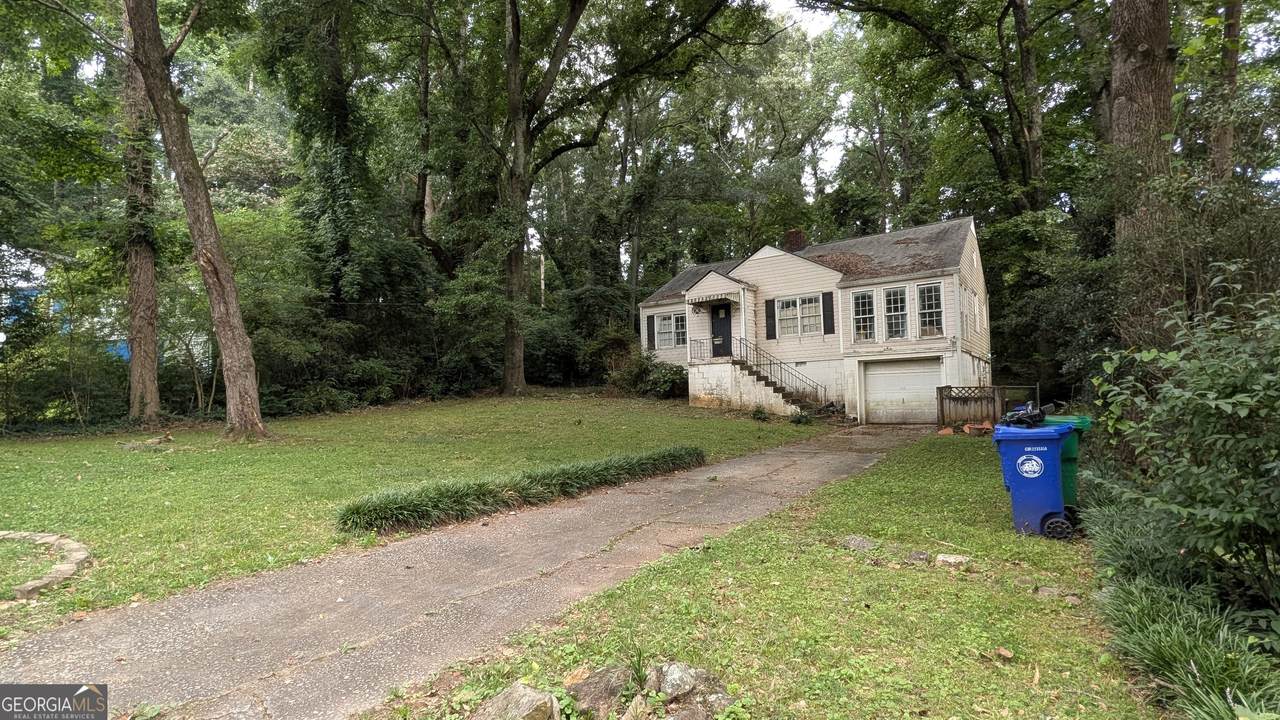 1181 Thomas Road - Photo 1