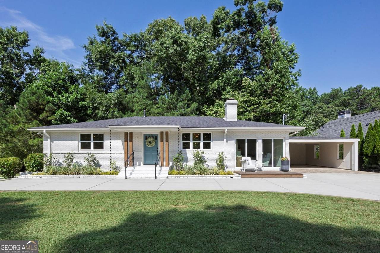 401 Cottonwood Drive - Photo 1