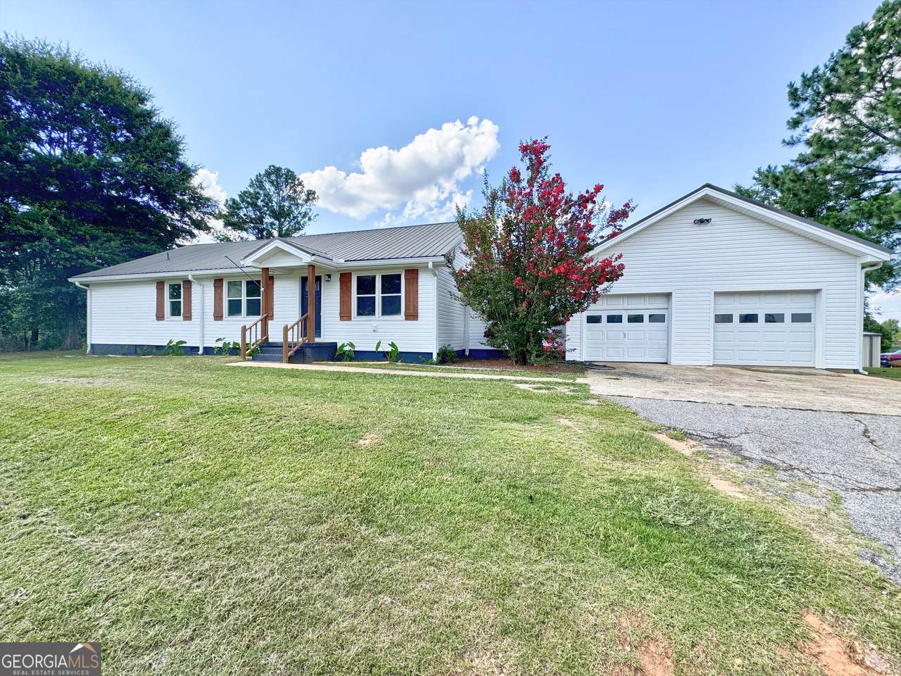 5 Lake Drive - Photo 1