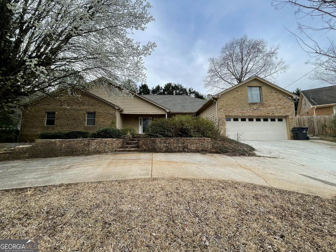 2273 Windland Drive - Photo 1