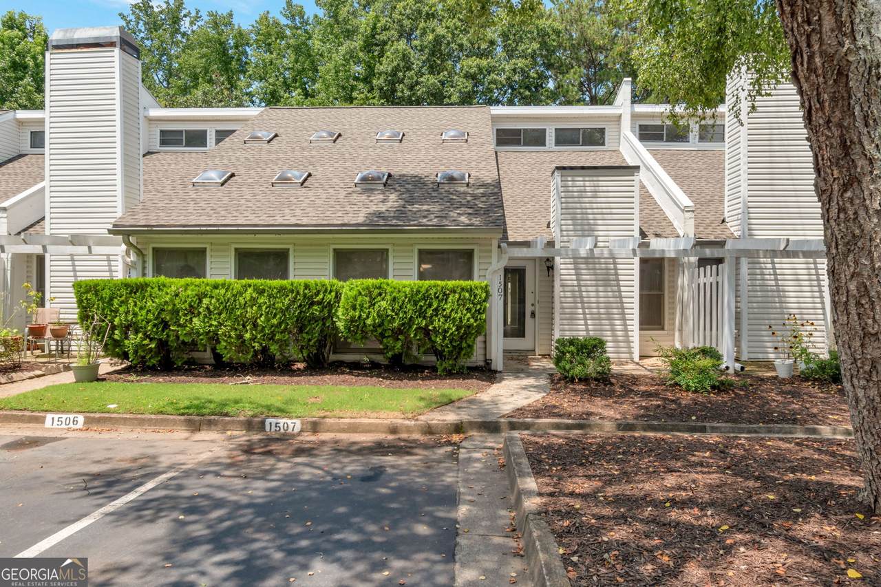 1507 Planters Ridge Lane - Photo 1