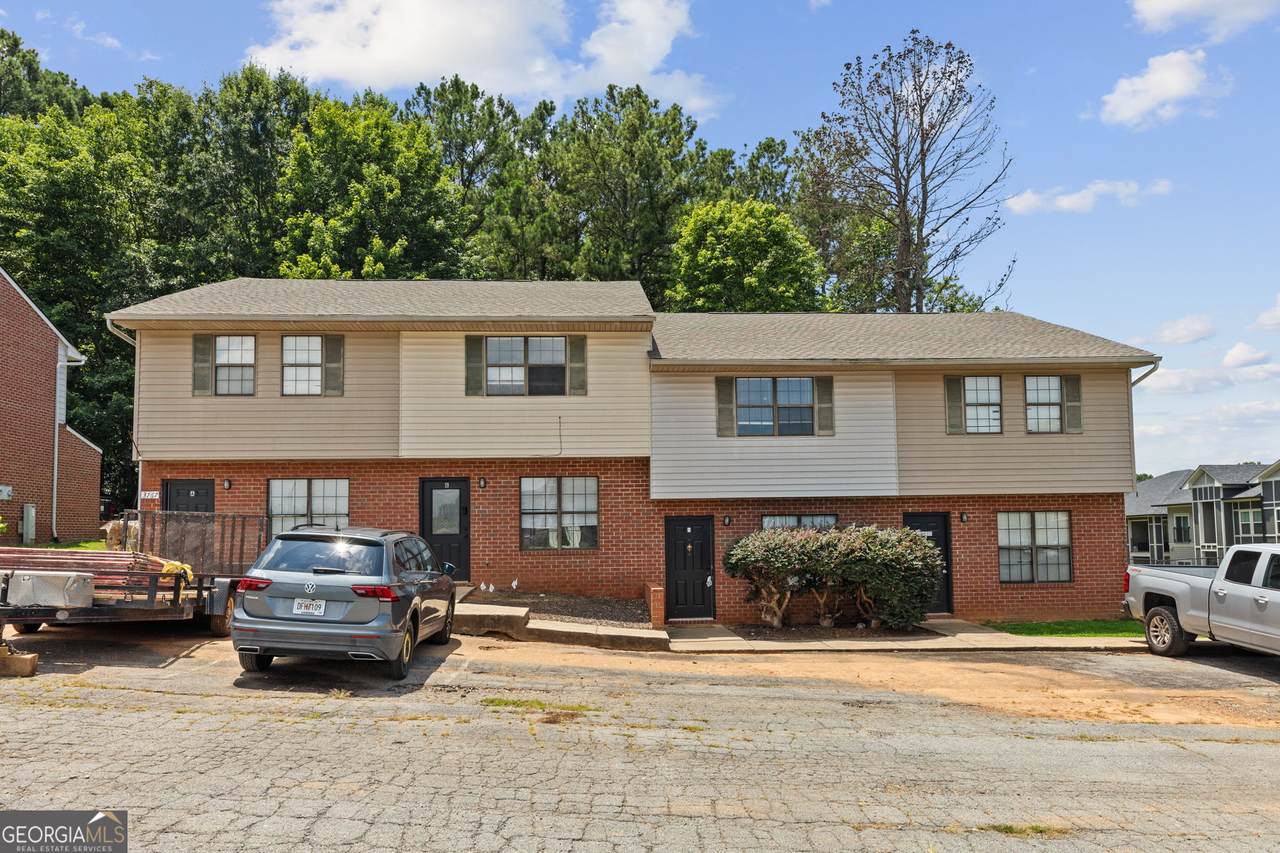 3767 Oakwood Hills Drive - Photo 1