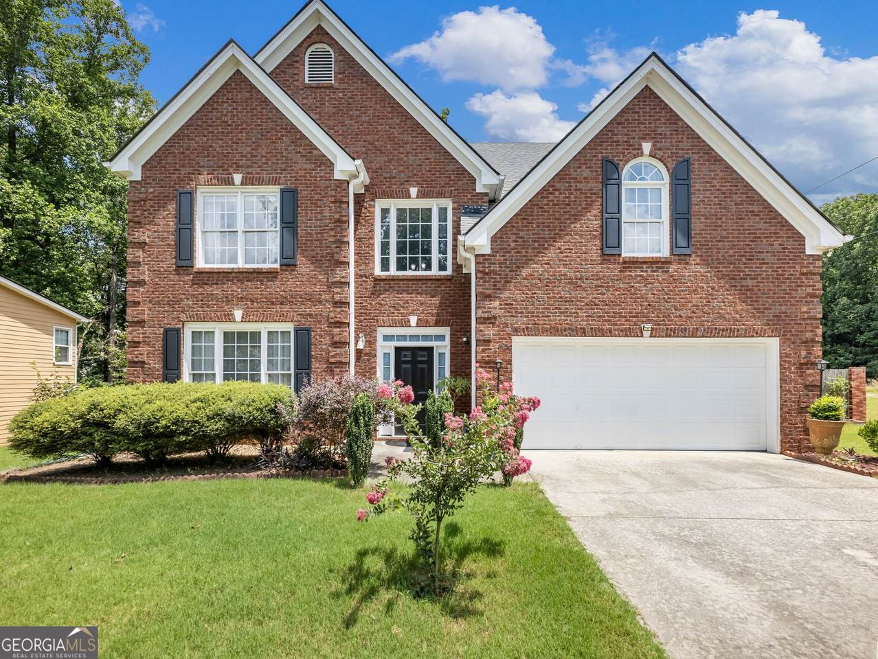 1175 Rivershyre Parkway - Photo 1