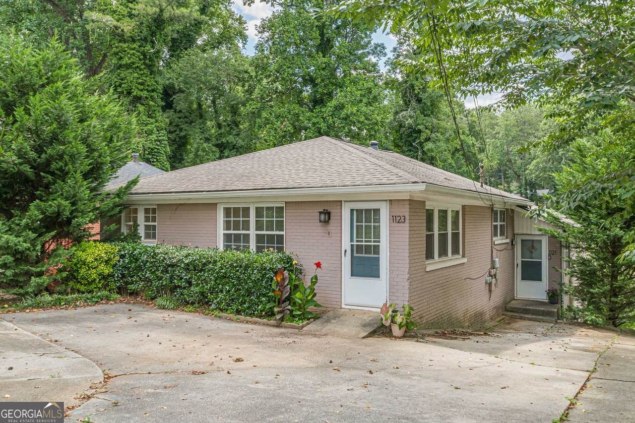 1121 Glendale Drive - Photo 1
