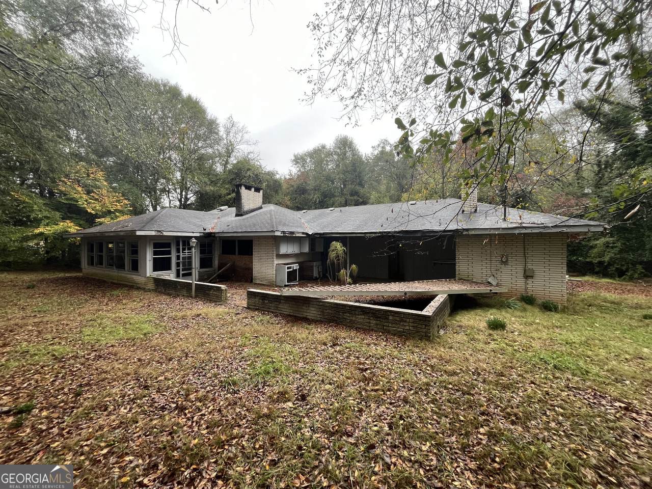 96 Fieldcrest Drive - Photo 1