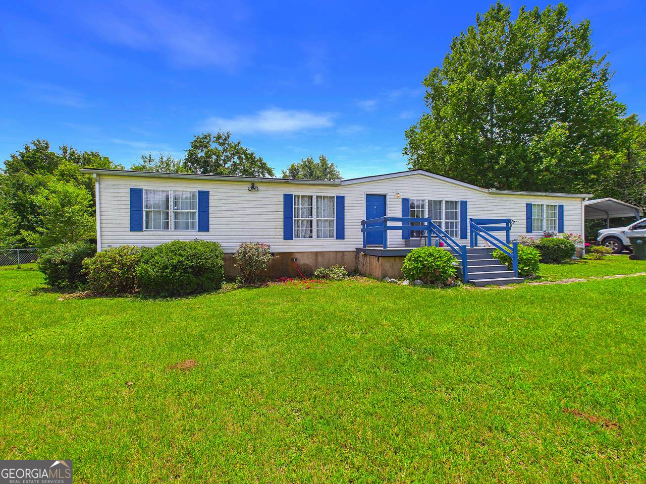 360 Hayes Road - Photo 1