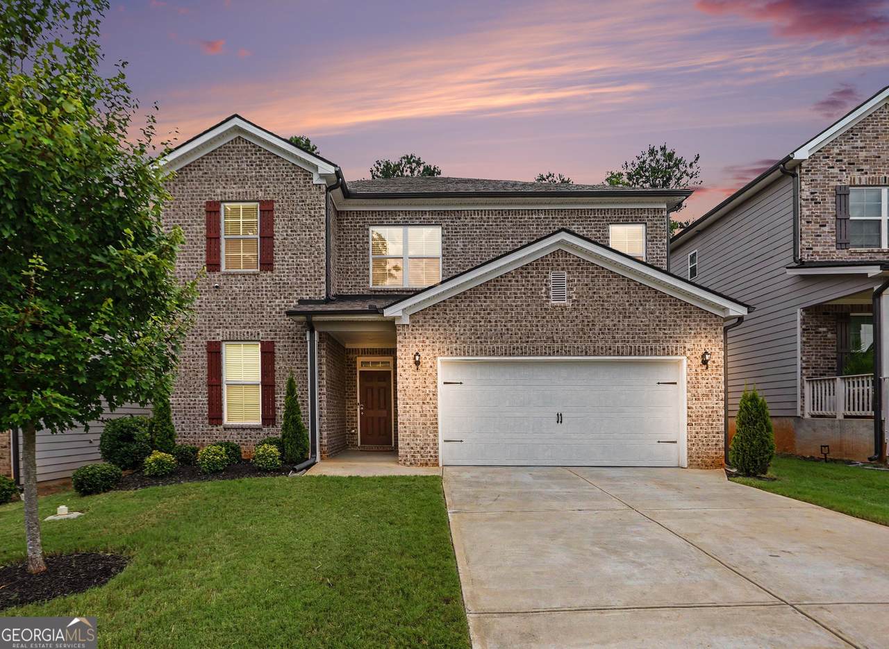 170 Glen Abbey Circle - Photo 1
