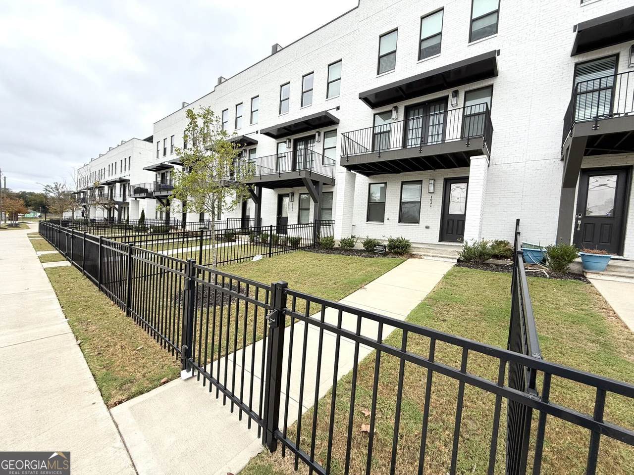 1031 Robert Smalls Way - Photo 1