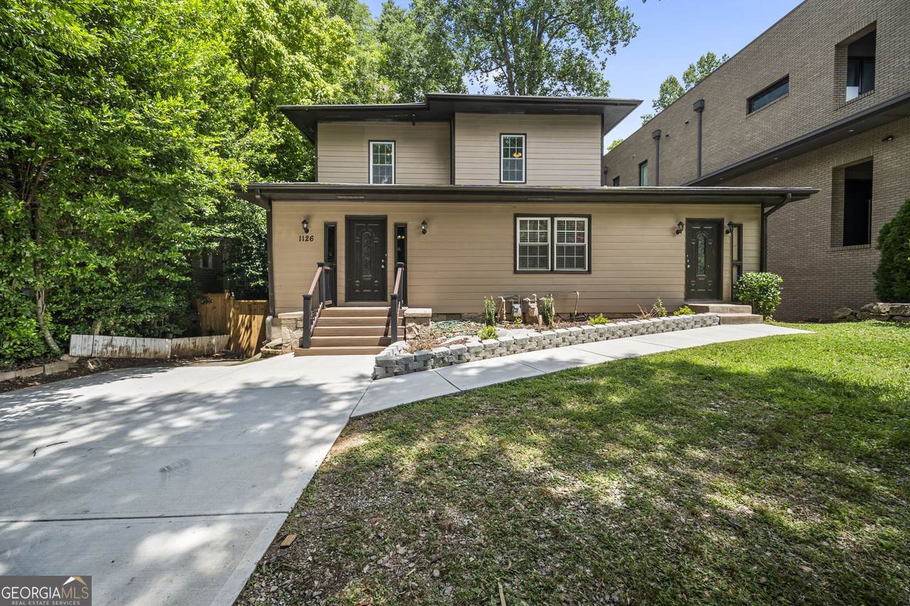 1126 Briarcliff Place - Photo 1