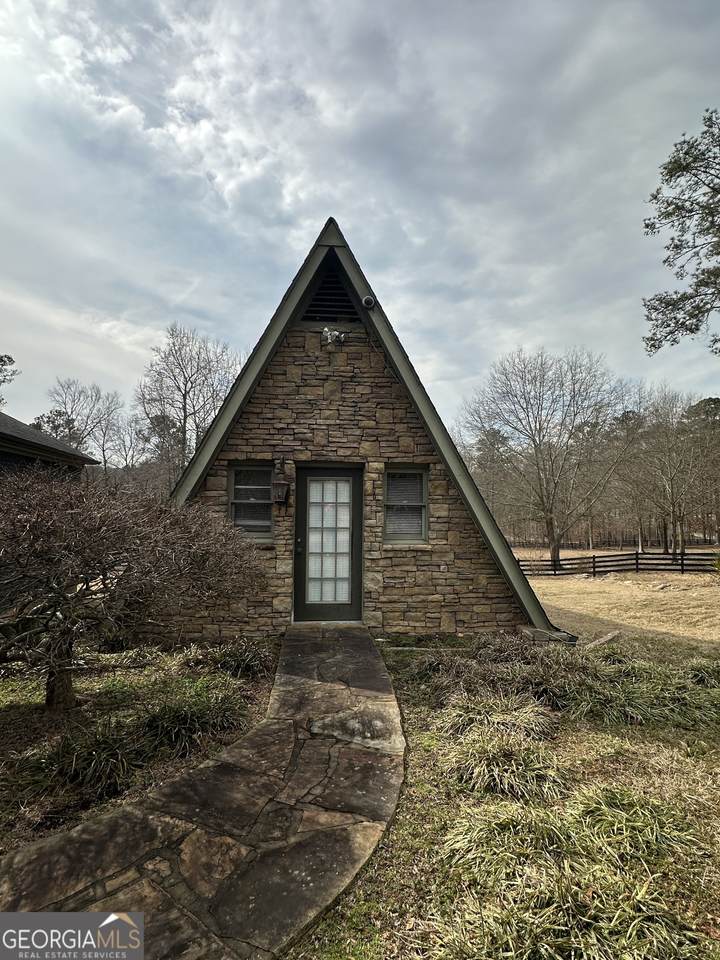 4984 Donald Drive - Photo 1