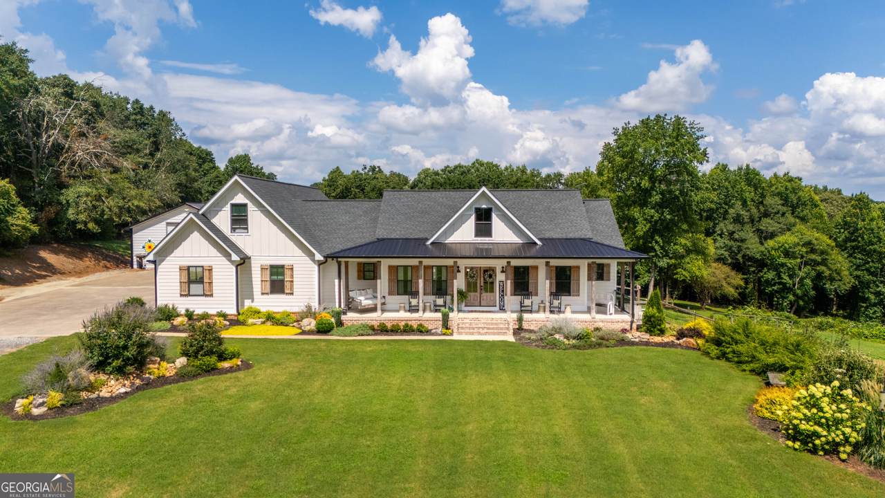 7625 County Line Road - Photo 1