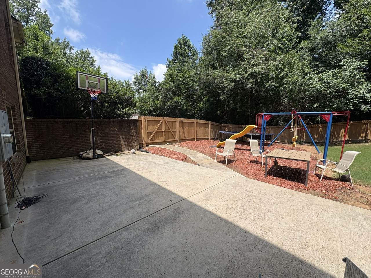 180 Village Green Court - Photo 1