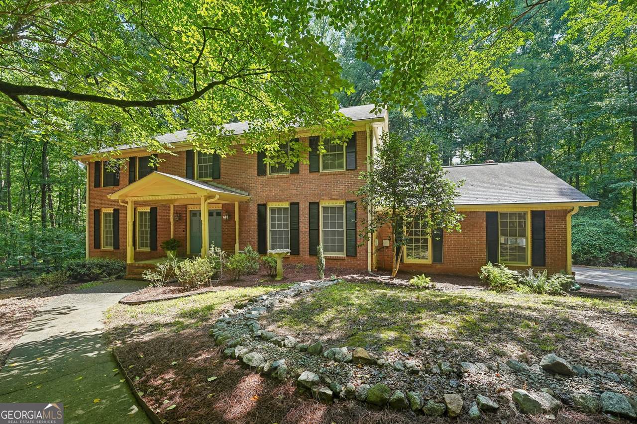155 Forest Hall Lane - Photo 1