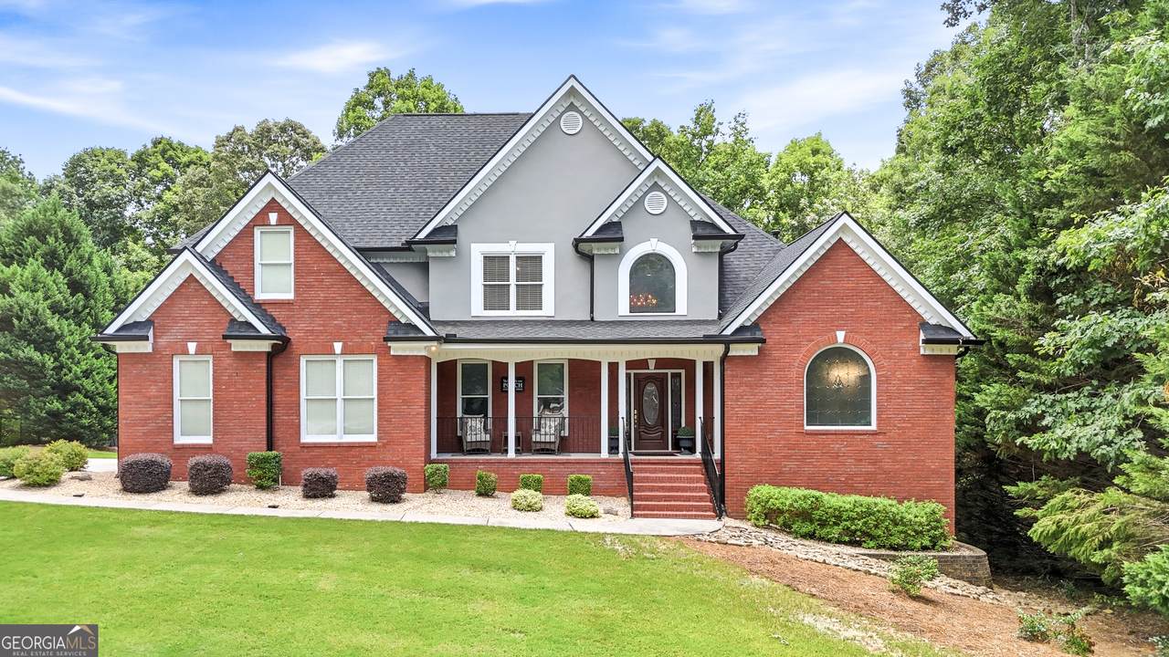 1505 Lake Forest Lane - Photo 1