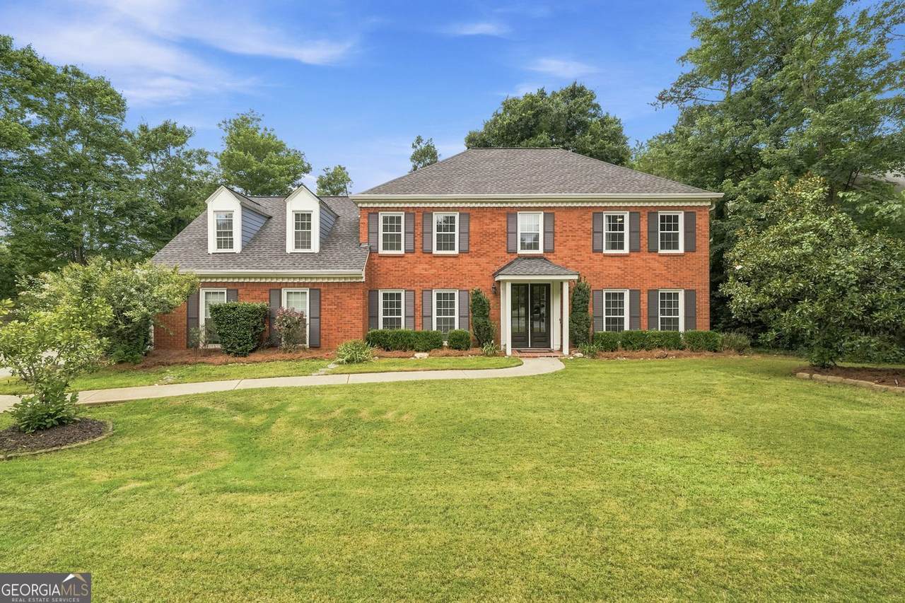 1801 Chestnut Grove Drive - Photo 1