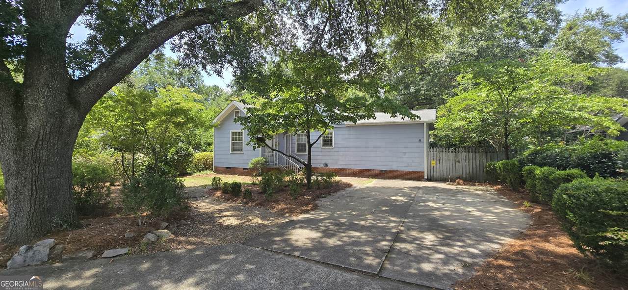 210 Penn Avenue - Photo 1