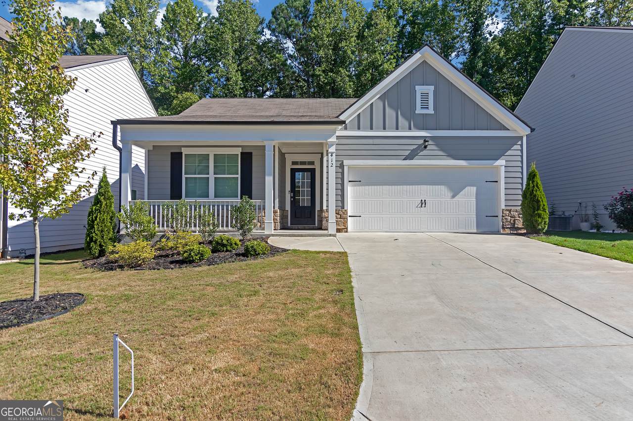 412 Barnwood Lane - Photo 1