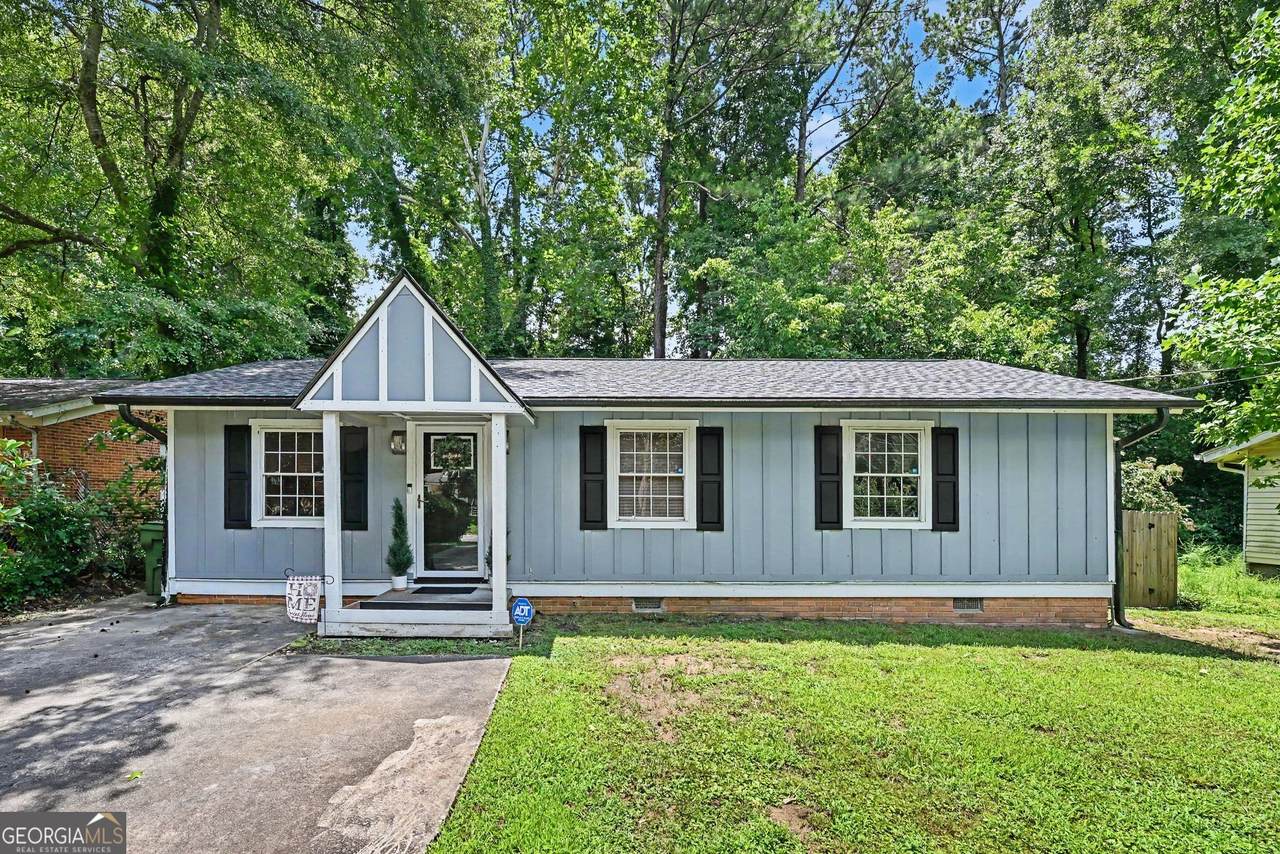 271 Oak Drive - Photo 1