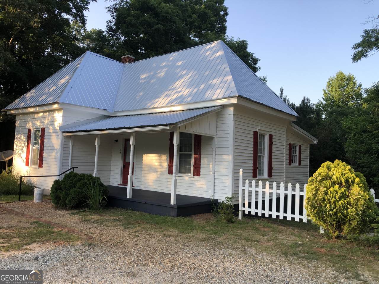 164 Glenn Carrie Road - Photo 1