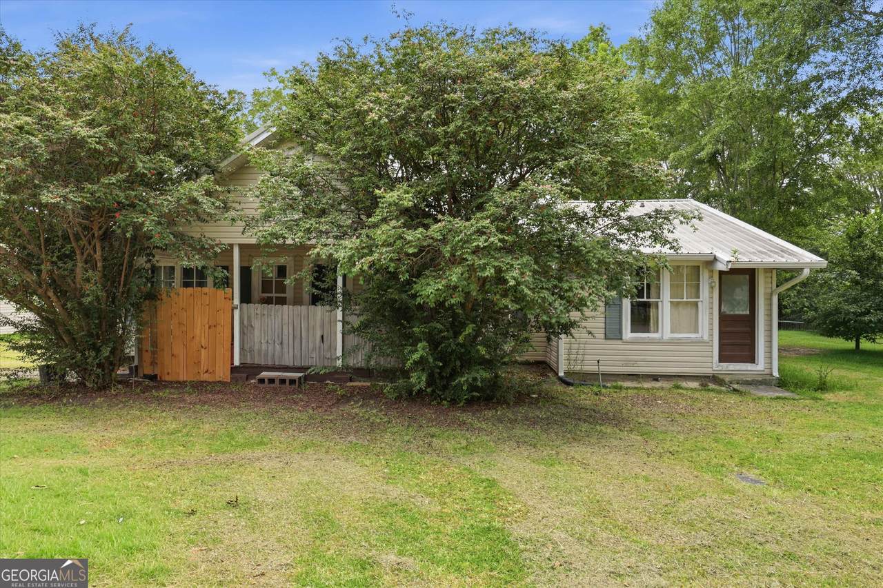 110 Houston Street - Photo 1