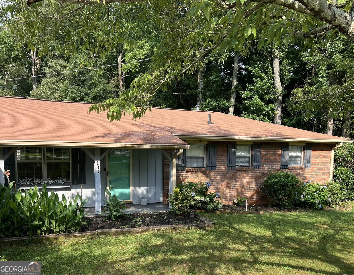 130 Shaw Drive - Photo 1