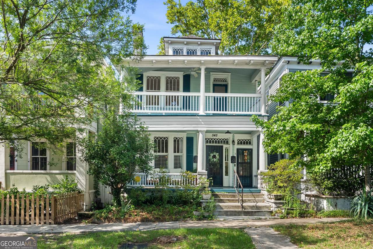 545 Park Avenue - Photo 1