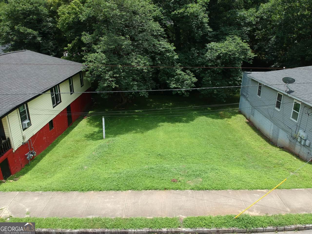 566 Mary Street - Photo 1