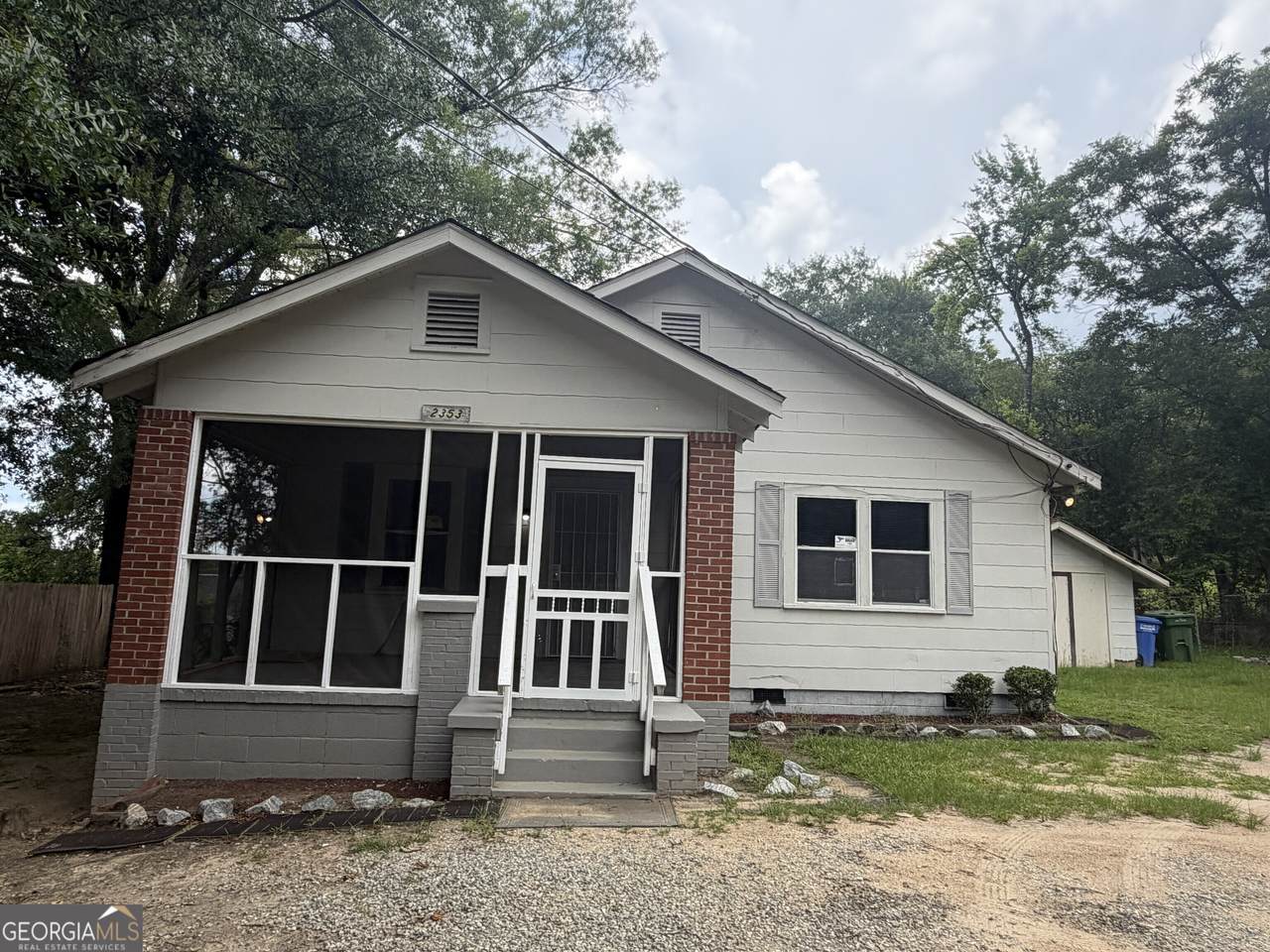 2353 Shelby Street - Photo 1