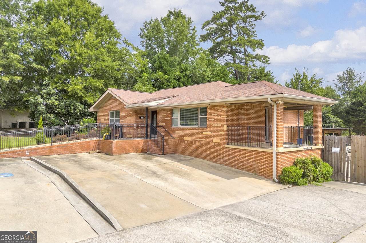 2642 Loganville Highway - Photo 1