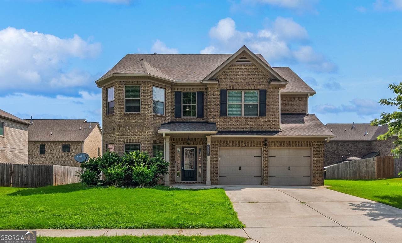 419 Live Oak Pass - Photo 1