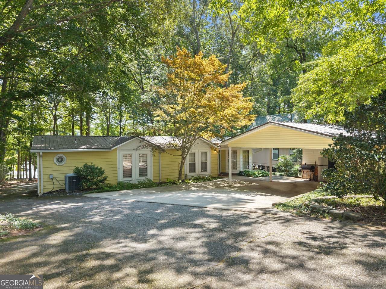 878 Lakeshore Road - Photo 1
