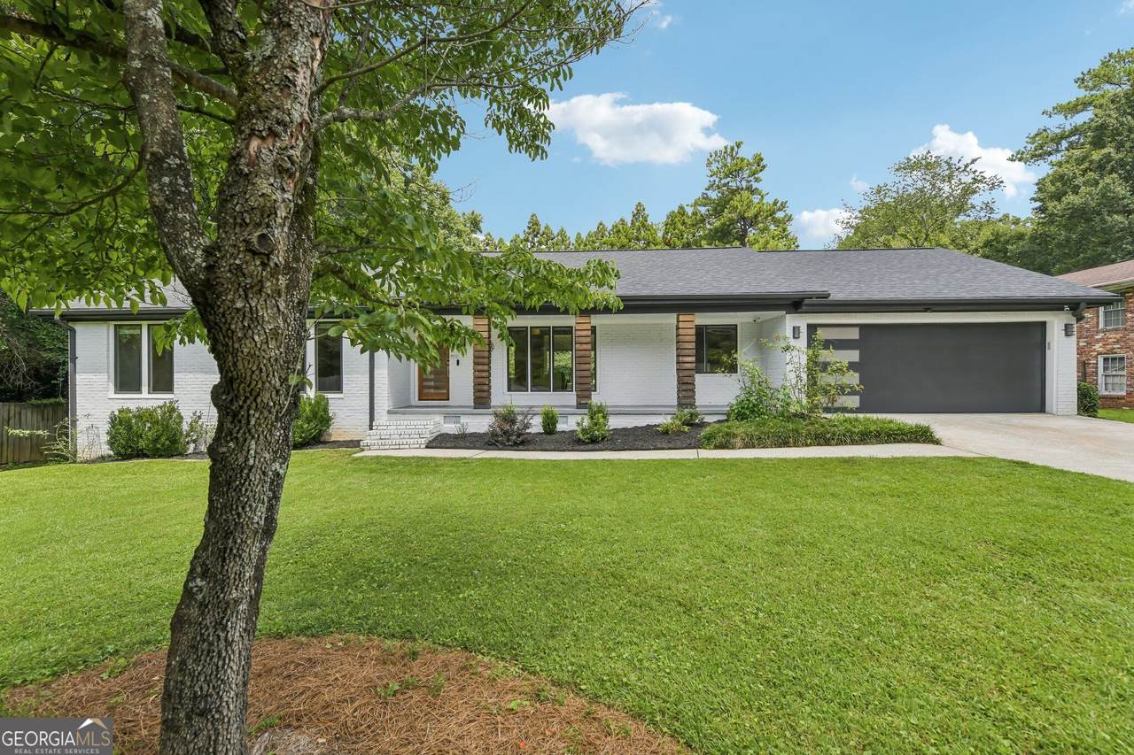 3272 Balmoral Drive - Photo 1