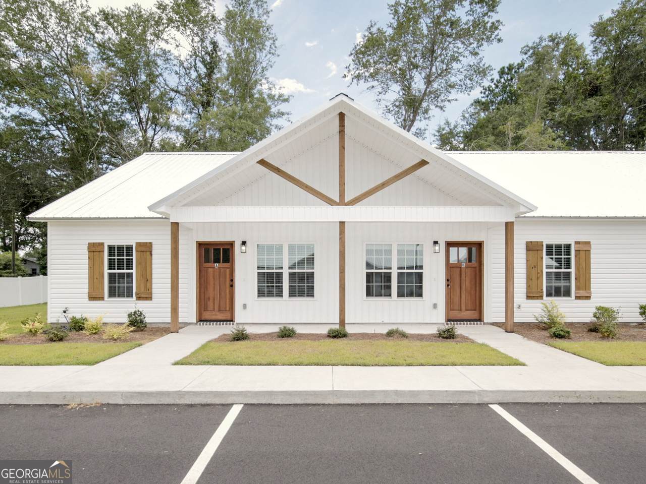 515 Birch Street - Photo 1