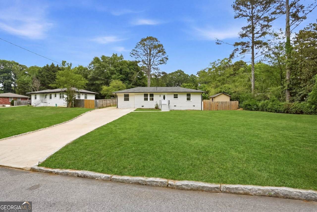 3177 Woodlynne Way - Photo 1