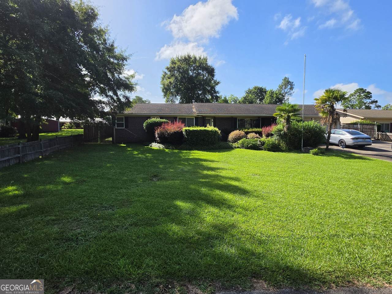121 Pine Lane Drive - Photo 1