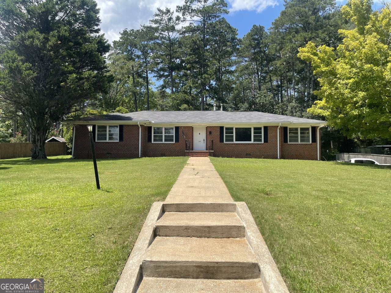 103 Crestview - Photo 1