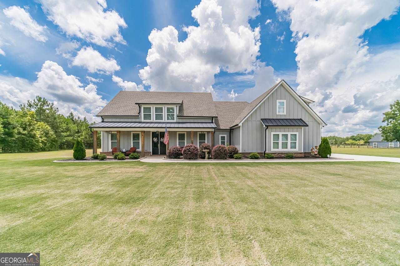 302 Savannah Drive - Photo 1