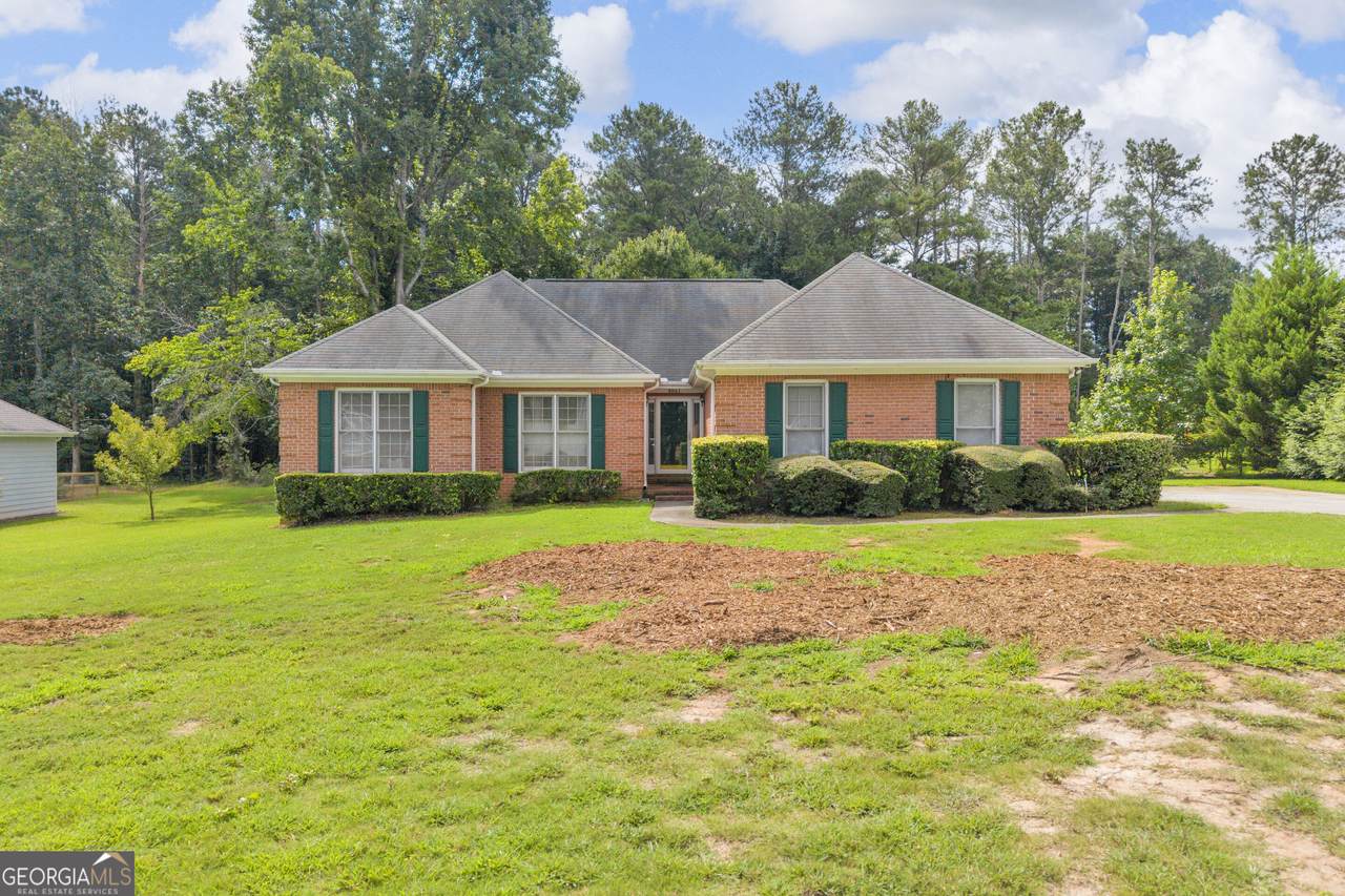 4841 Thornwood Drive - Photo 1