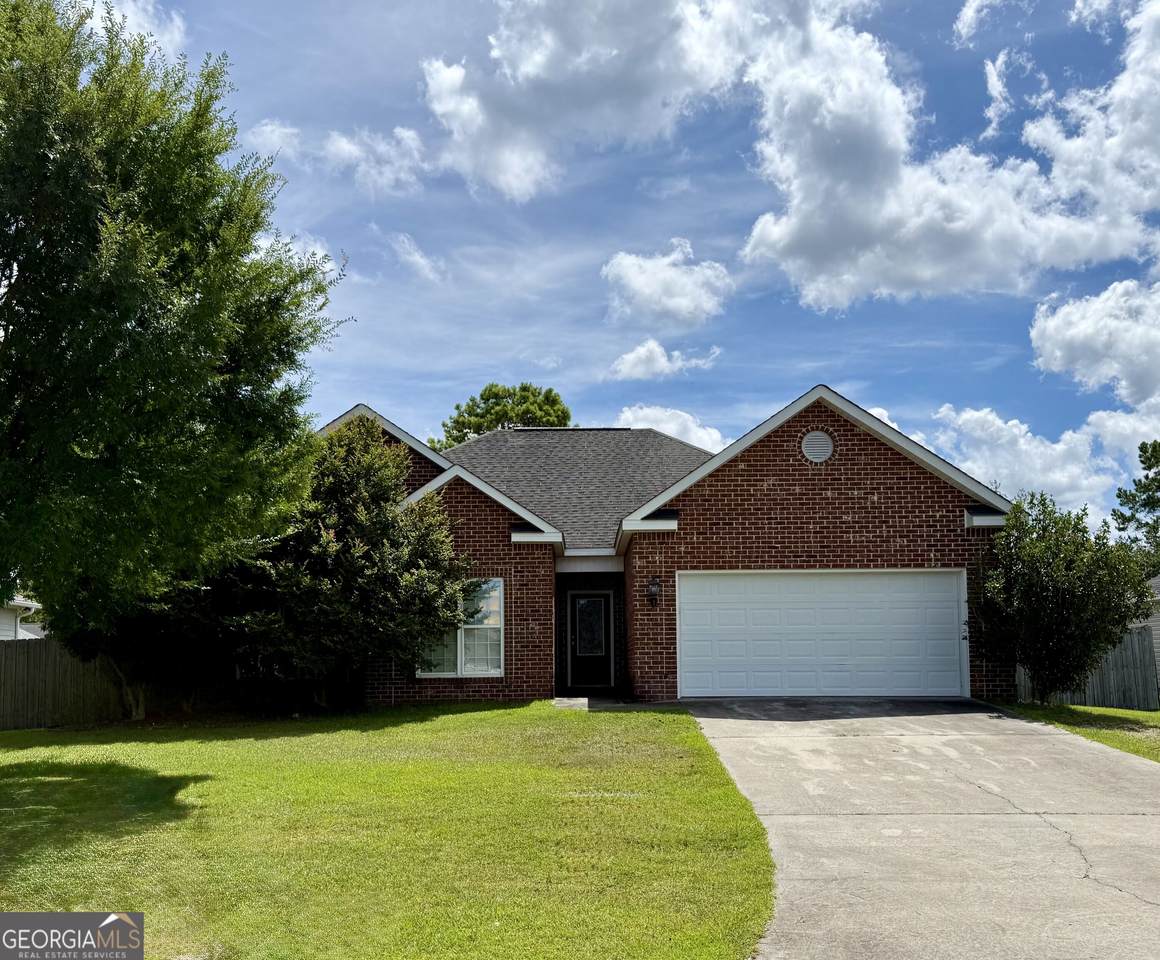 113 Berkley Circle - Photo 1