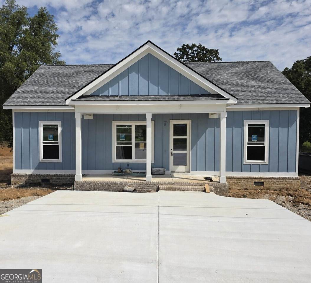 272 Thomas Road - Photo 1
