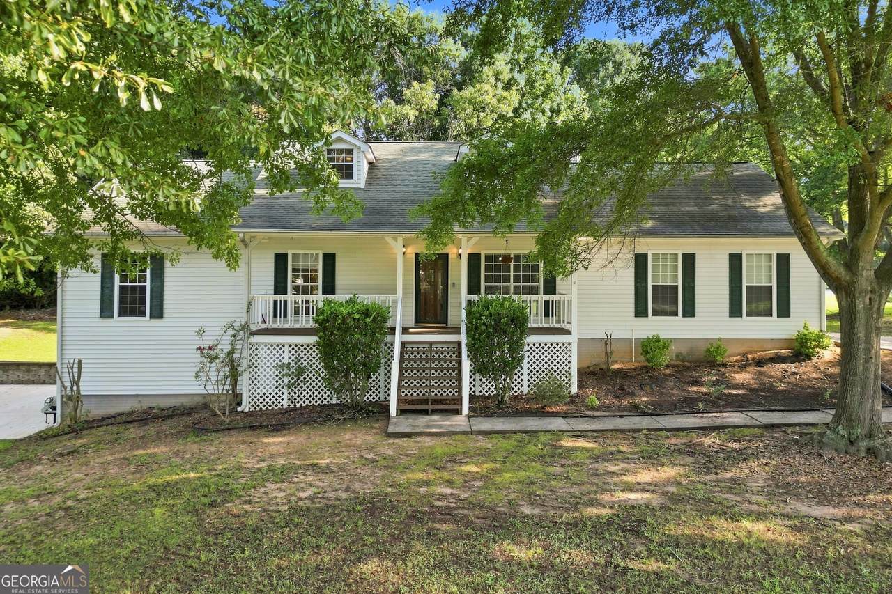400 Mckenzie Avenue - Photo 1