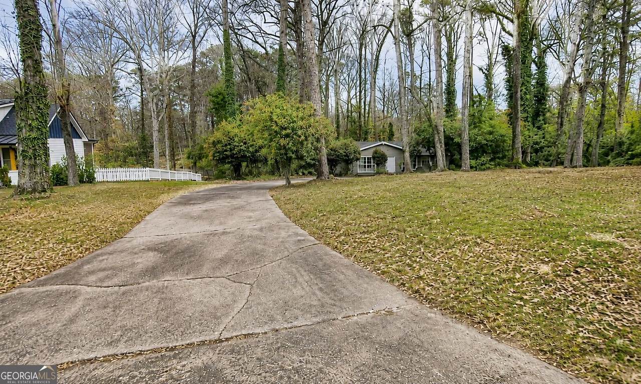1900 Harts Mill Road - Photo 1